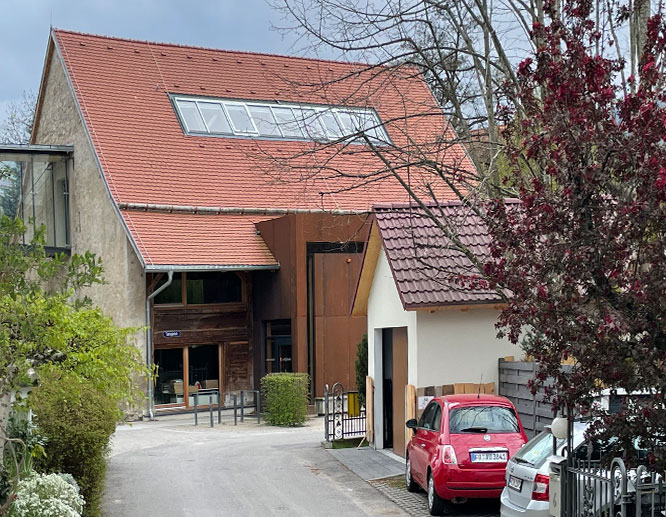 Neu sanierte Mediathek